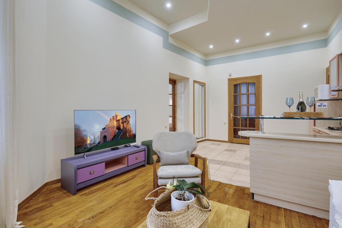 Apartments Near The Golden Gate Kiev Esterno foto
